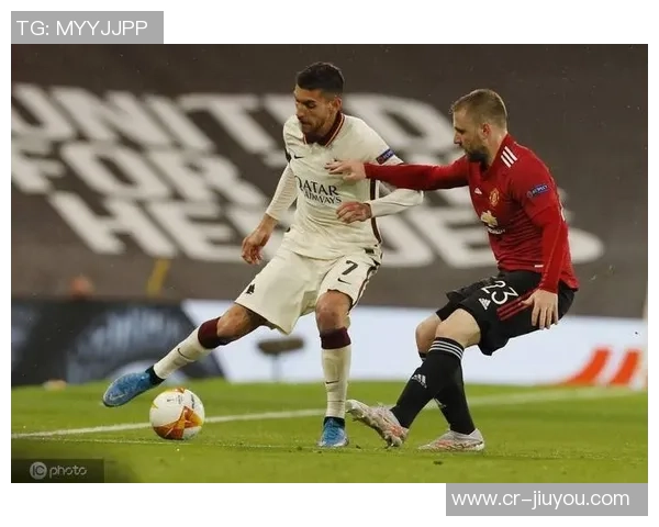 斯基拉透露罗马与佩莱格里尼续约谈判进展球员愿意降薪留队至2029年