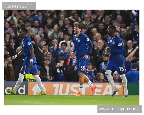 滕哈赫回忆执教阿贾克斯时压制切尔西的辉煌时刻与如今惨败的对比