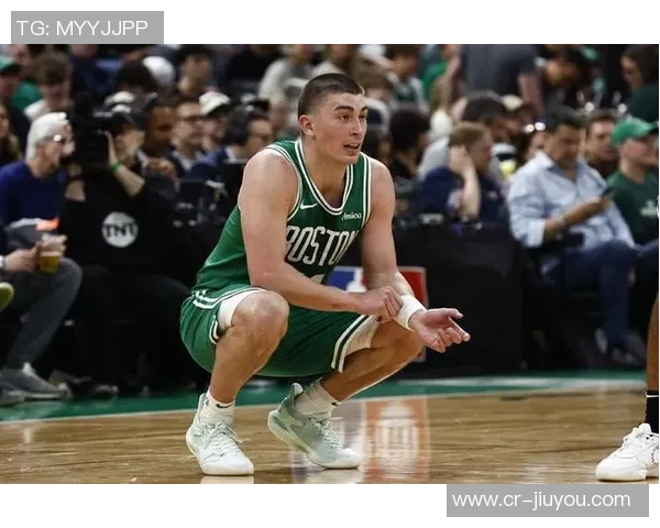 怀特强调马祖拉将持续重视防守篮板每位球员需全力以赴 怀特强调马祖拉将持续重视防守篮板每位球员需全力以赴