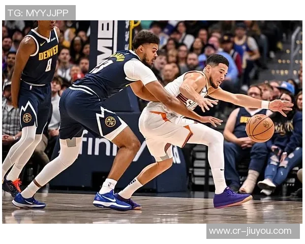 布克强势表现引领球队胜利19投10中斩获31分5篮板3助攻1抢断 布克强势表现引领球队胜利19投10中斩获31分5篮板3助攻1抢断