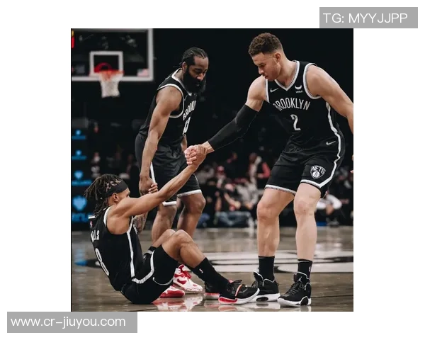 新秀杰明表现抢眼半场6中3贡献8分3板5助1断展现潜力